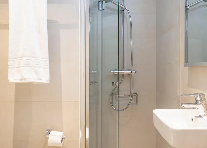 Habitat Pau Apartment *
